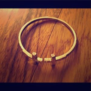 •jewelry• gold tone bangle bracelet w/ crosses